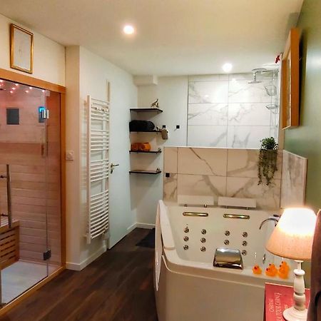 Votre Escale Jungle Sauna & Spa Νιόρ Εξωτερικό φωτογραφία